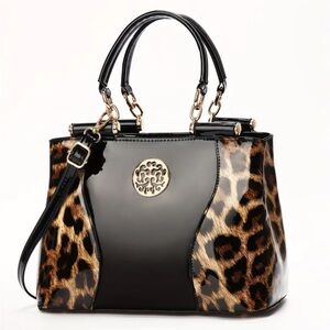 Unbranded leopard print purse